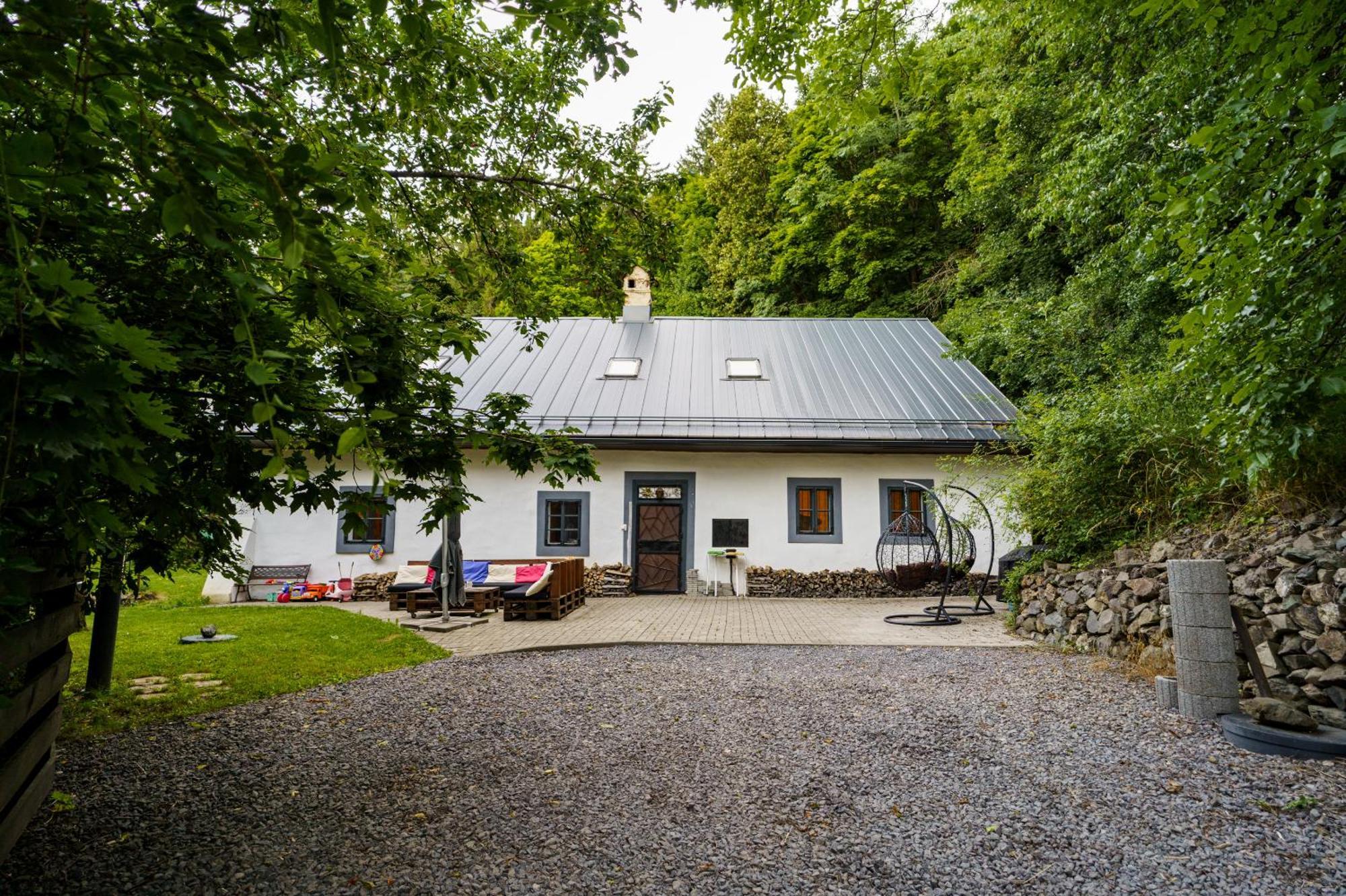 Apartmany Pod Klingerom Banská Štiavnica エクステリア 写真
