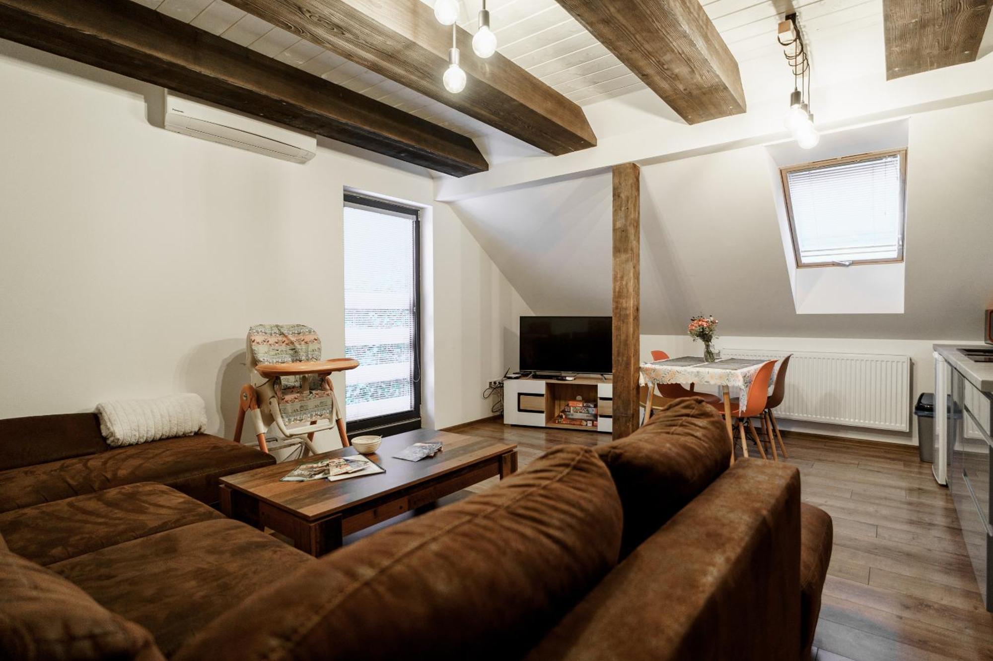 Apartmany Pod Klingerom Banská Štiavnica エクステリア 写真