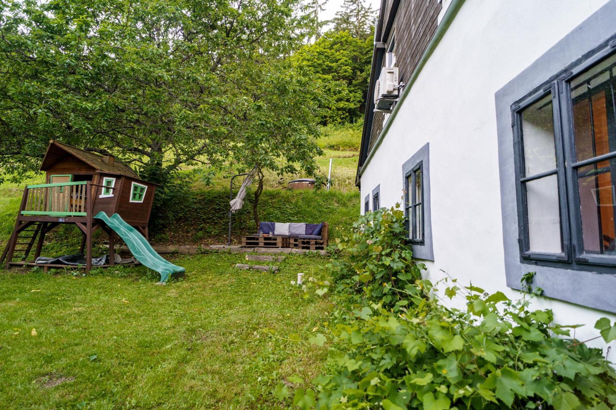 Apartmany Pod Klingerom Banská Štiavnica エクステリア 写真